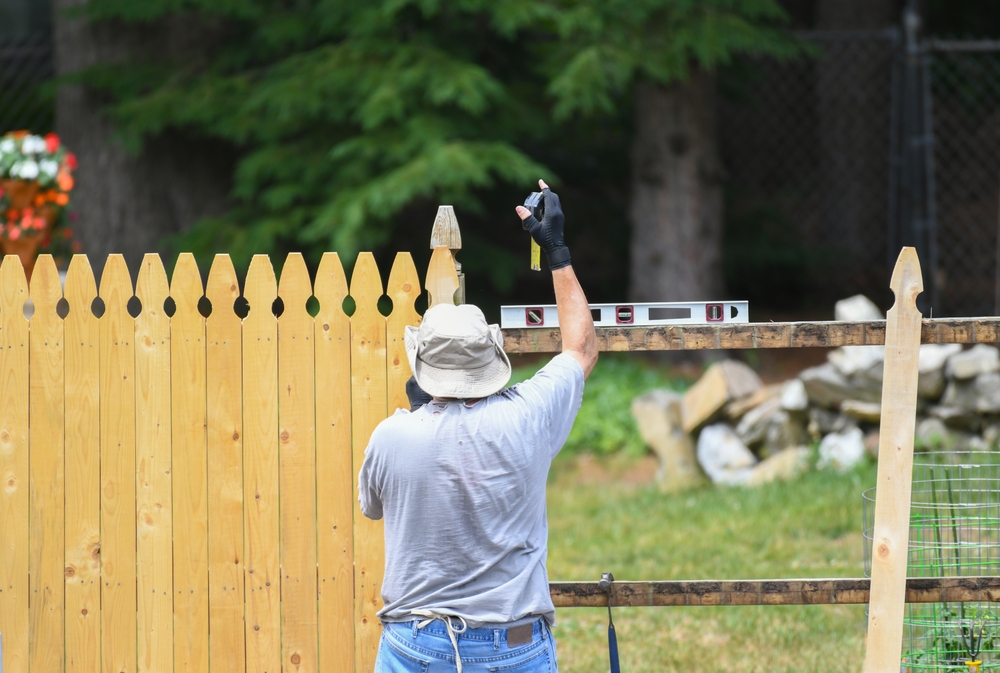 Fence Installation Timing in Rochester NY: Best and Worst Times to Install in Upstate New York