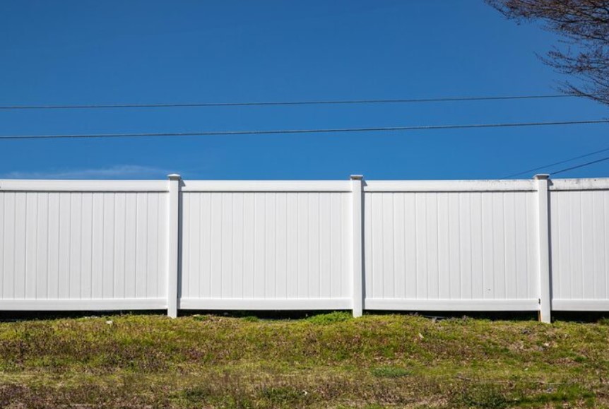 Best Fence Types for Privacy in Rochester NY: Comparing Your Options for Monroe County